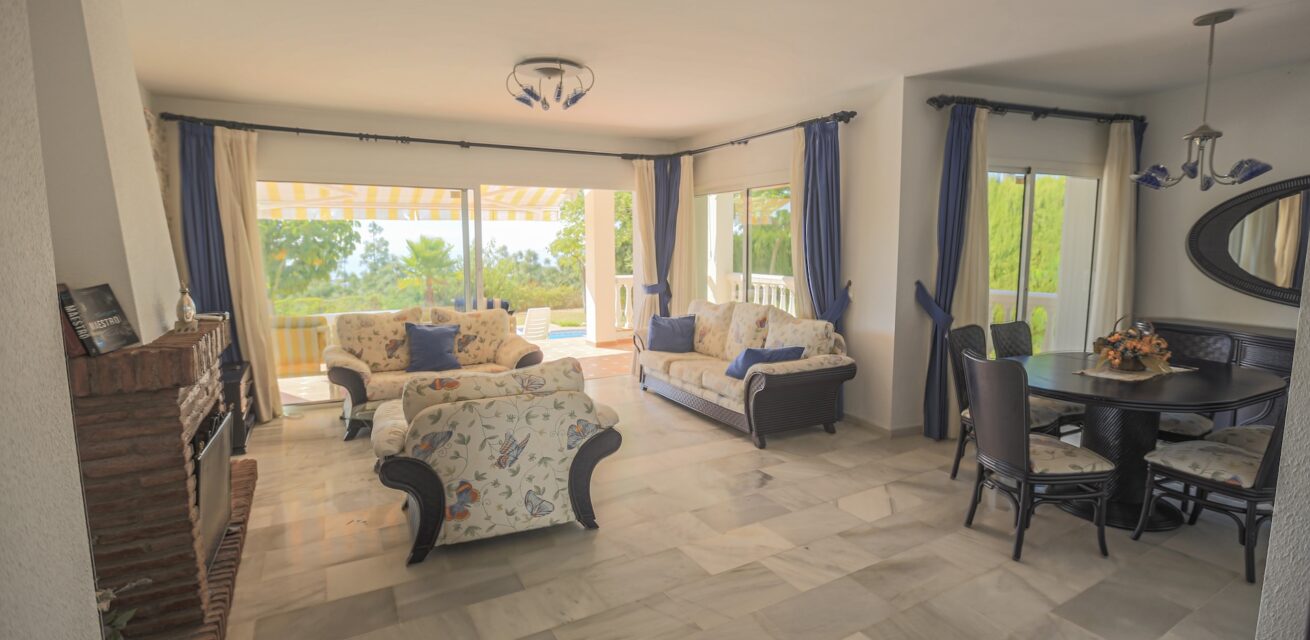 living room holiday villas in costa del sol