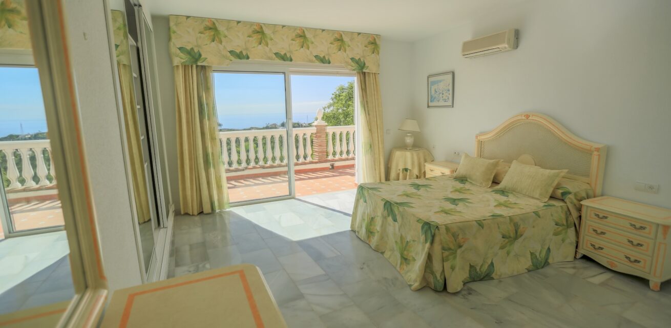 master bedroom holiday villas in costa del sol