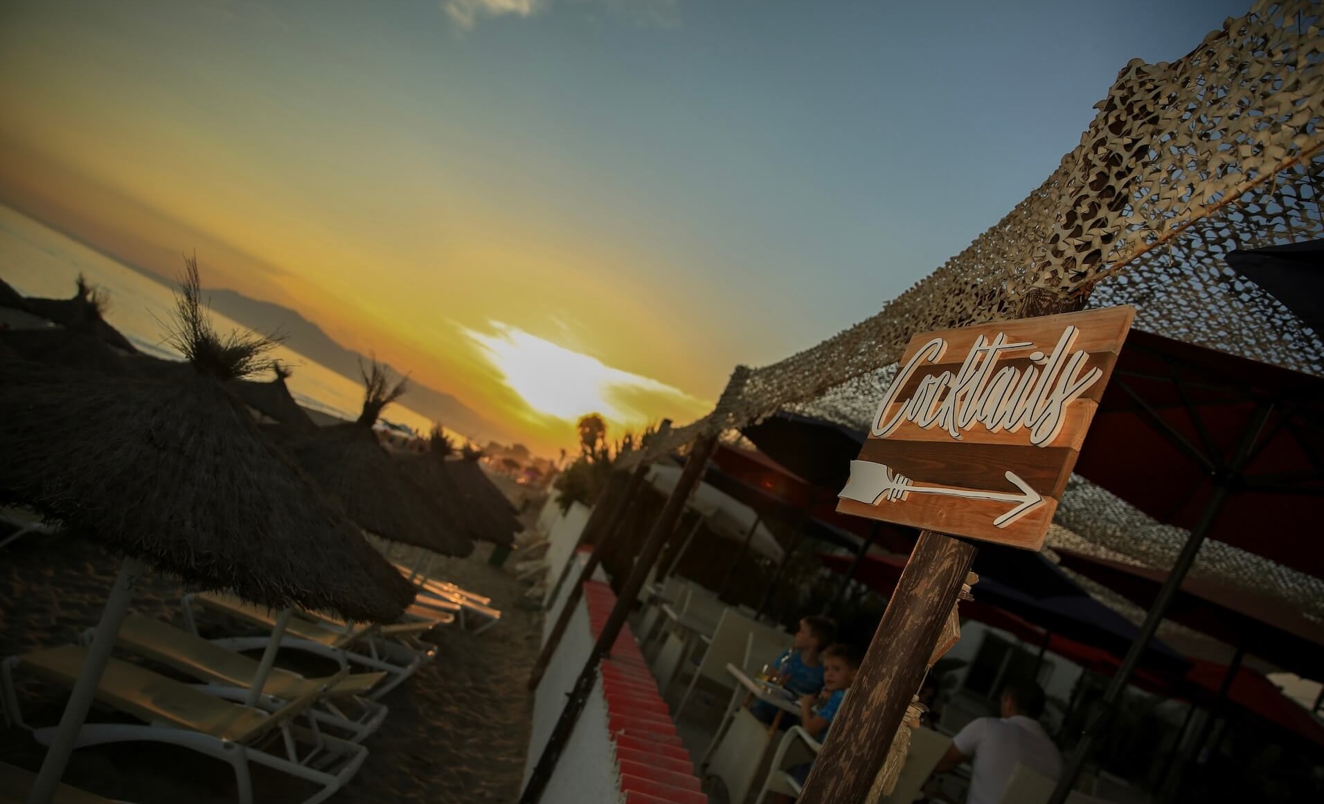beach restaurants near holiday villas in costa del sol